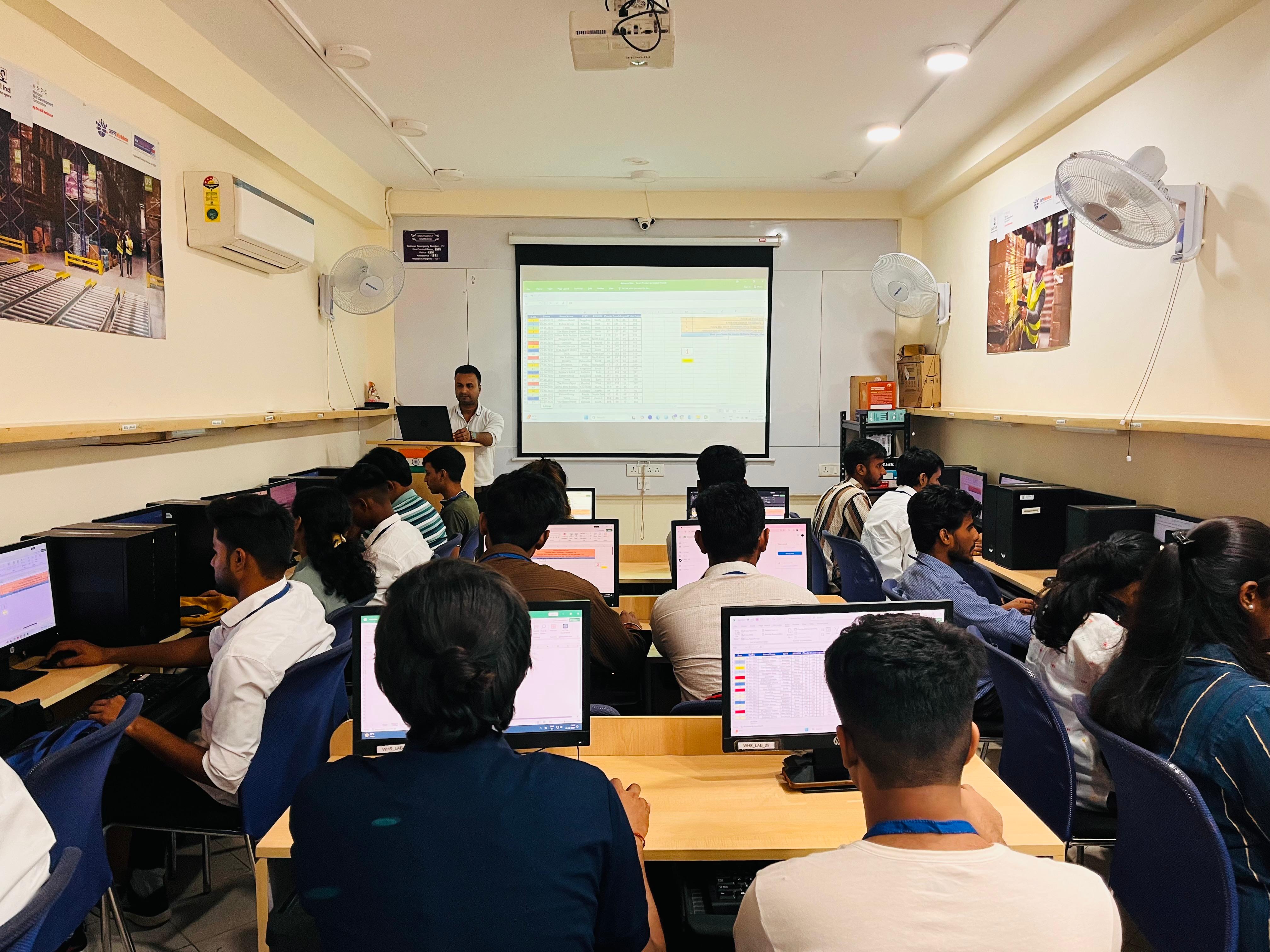Aatmanirbhar training classroom with students learning computer skills